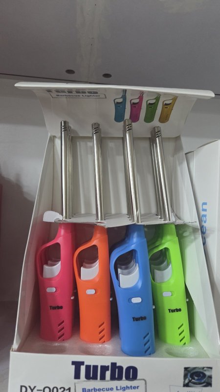 قداحة مطبخ طويل