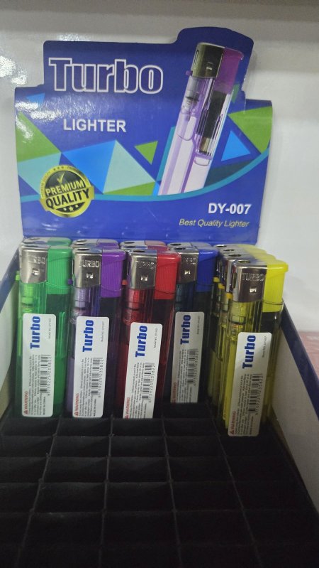 قداحة كبسة شفاف عادي