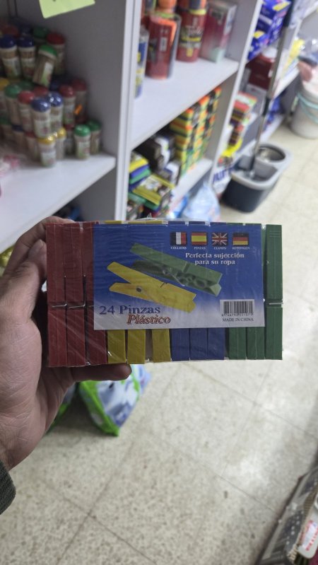 ملاقط بلاستك ٢٤ ملقط